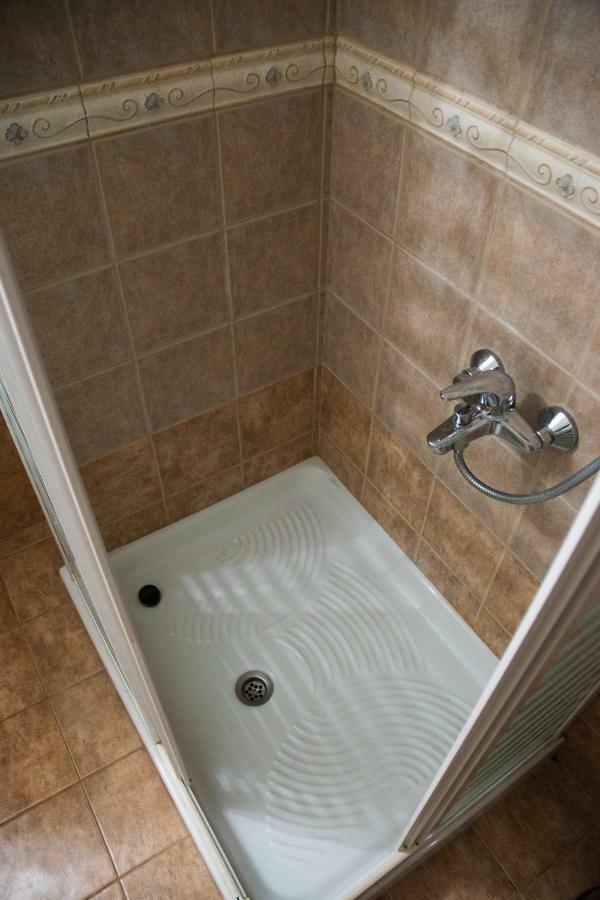 Luxurious Apartment In Central Athena Bagian luar foto