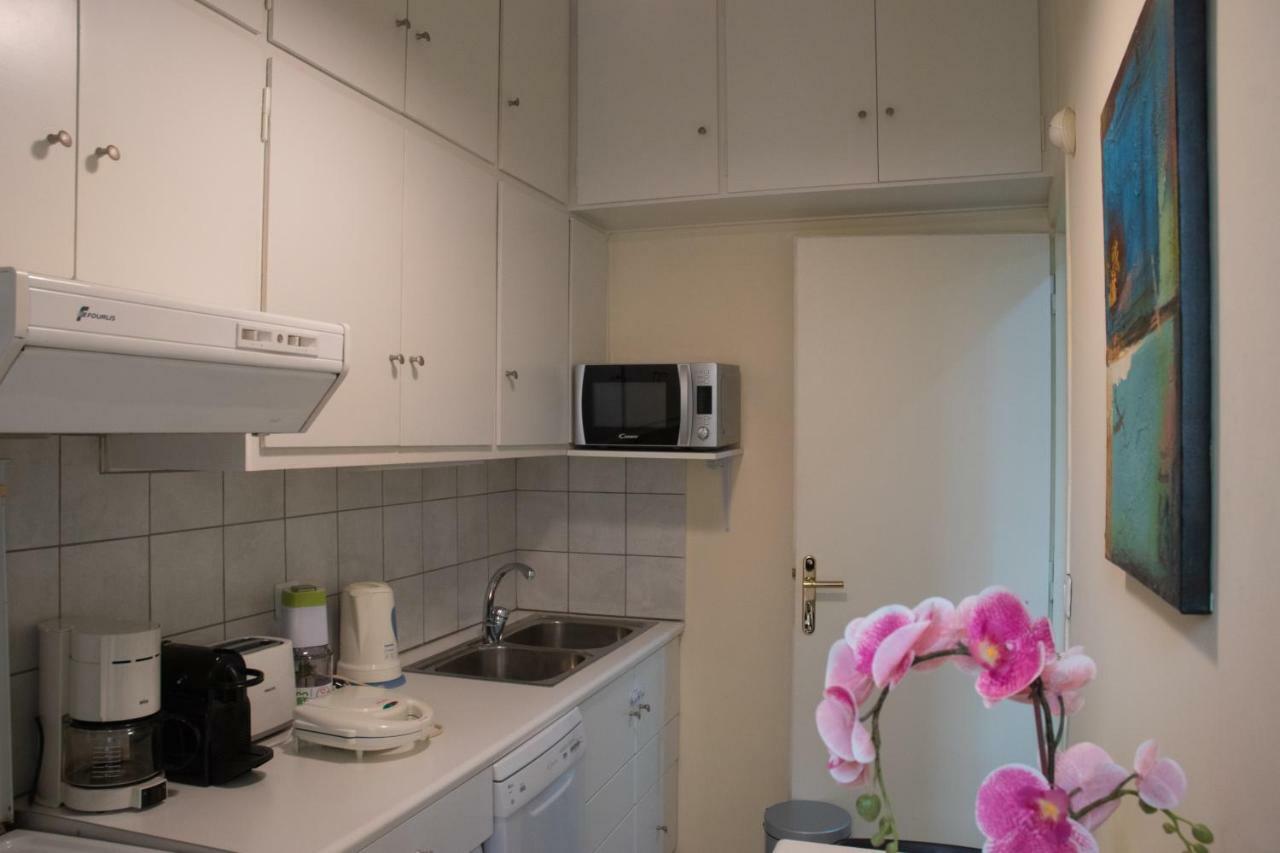 Luxurious Apartment In Central Athena Bagian luar foto