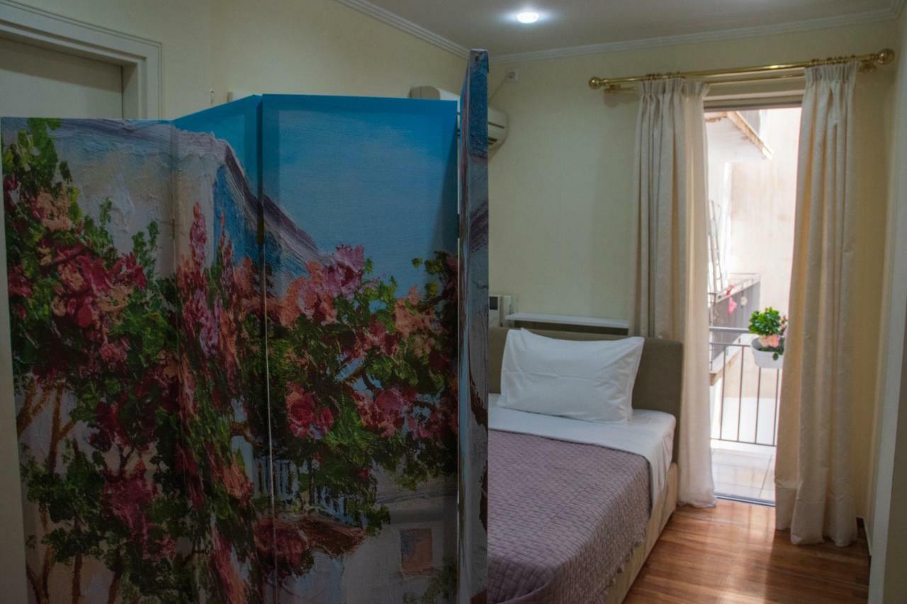 Luxurious Apartment In Central Athena Bagian luar foto